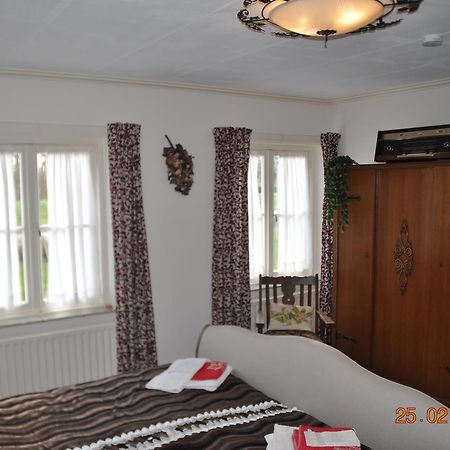 B&B Anemoon Yerseke Exterior photo